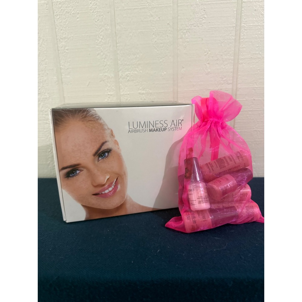 NIB! Luminess Airbrush Makeup System PC-250BK with Silk Foundations & Cosmetics
